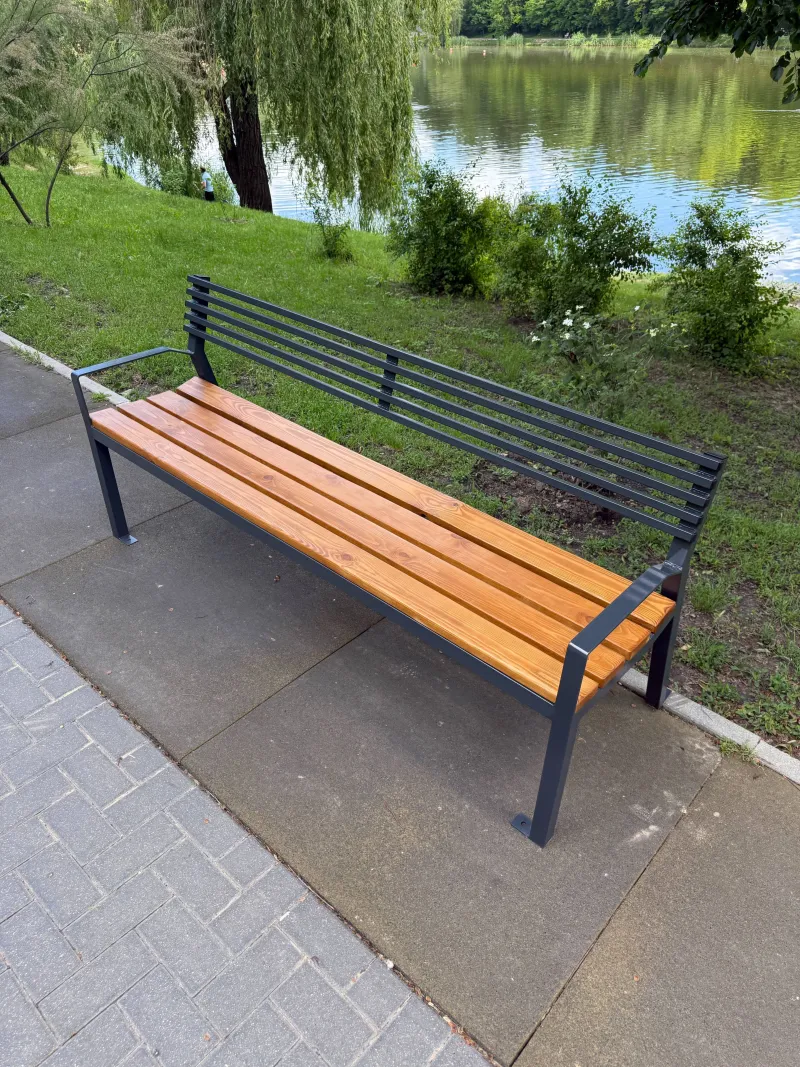 Model: Contemporană